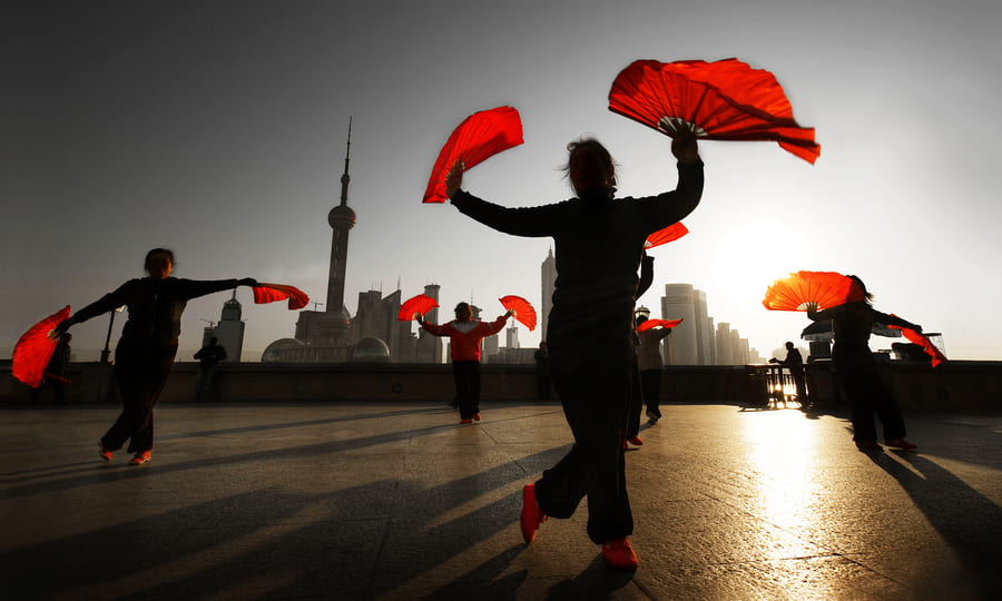 Personas bailando en china